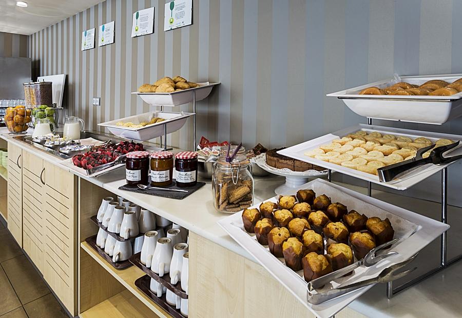B&B Hotel Madrid Aeropuerto T1 T2 T3 Luaran gambar