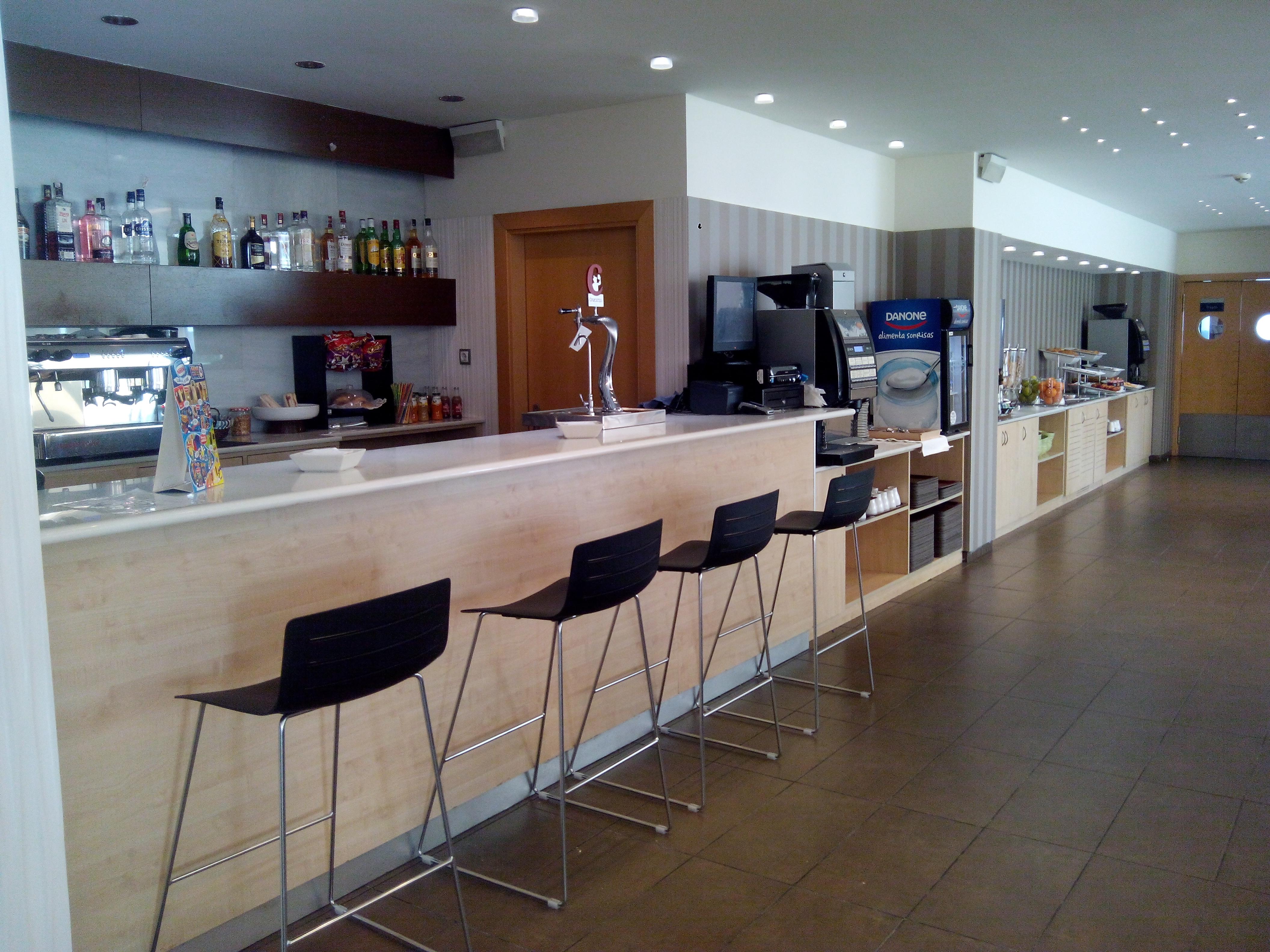 B&B Hotel Madrid Aeropuerto T1 T2 T3 Luaran gambar