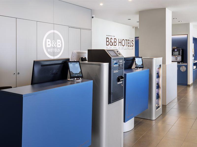 B&B Hotel Madrid Aeropuerto T1 T2 T3 Luaran gambar