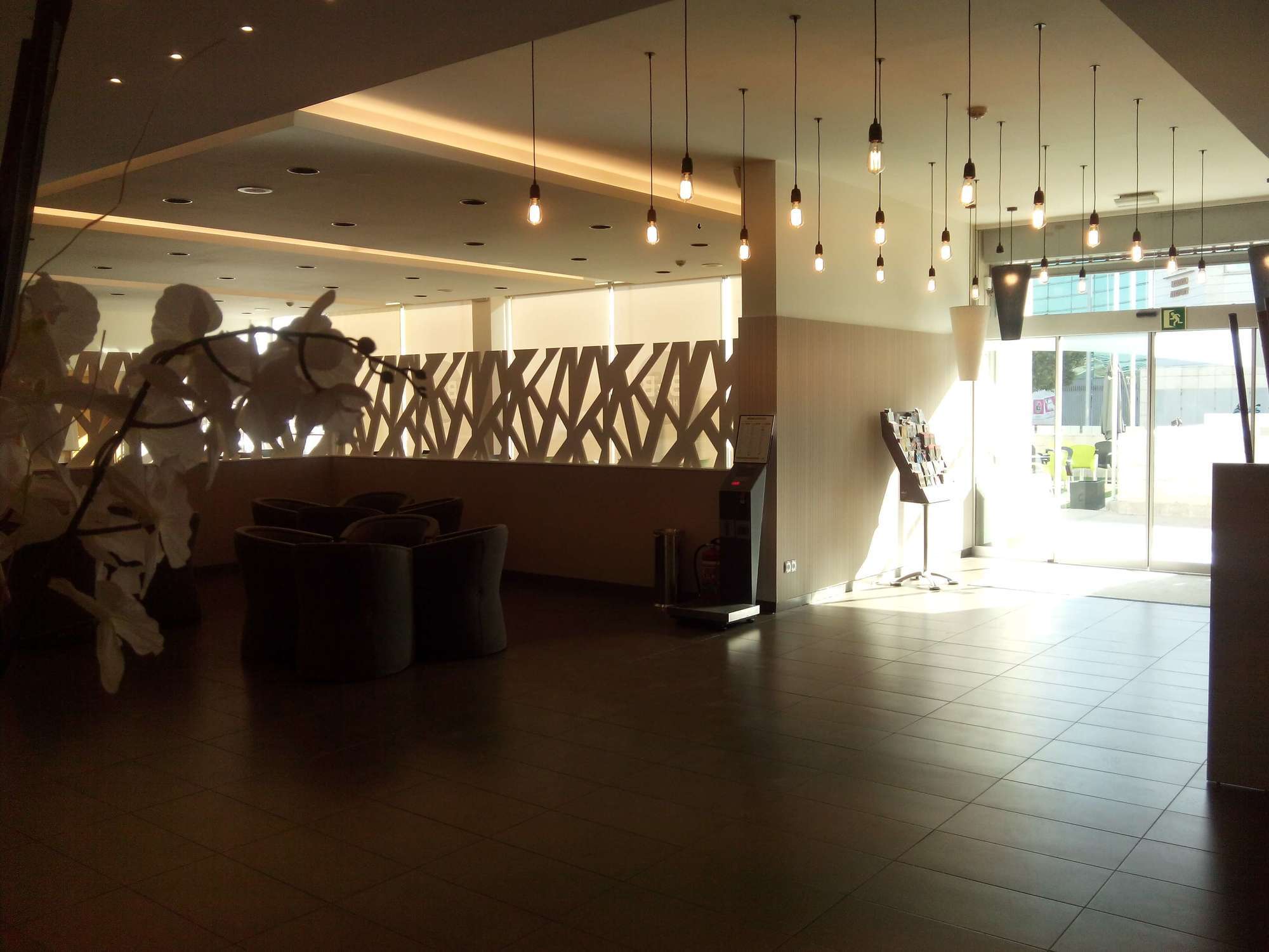 B&B Hotel Madrid Aeropuerto T1 T2 T3 Luaran gambar