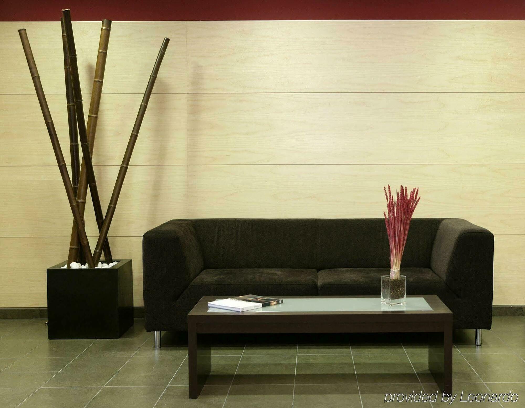 B&B Hotel Madrid Aeropuerto T1 T2 T3 Luaran gambar