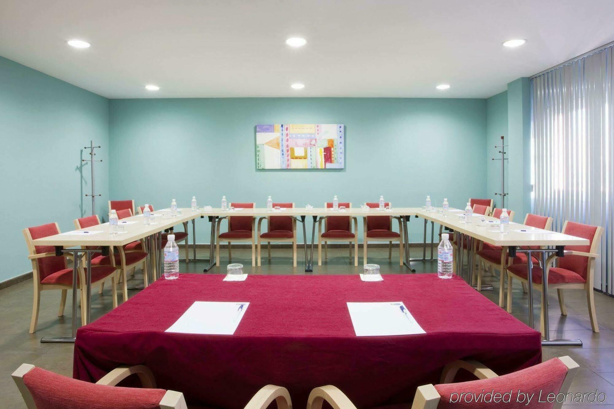 B&B Hotel Madrid Aeropuerto T1 T2 T3 Luaran gambar